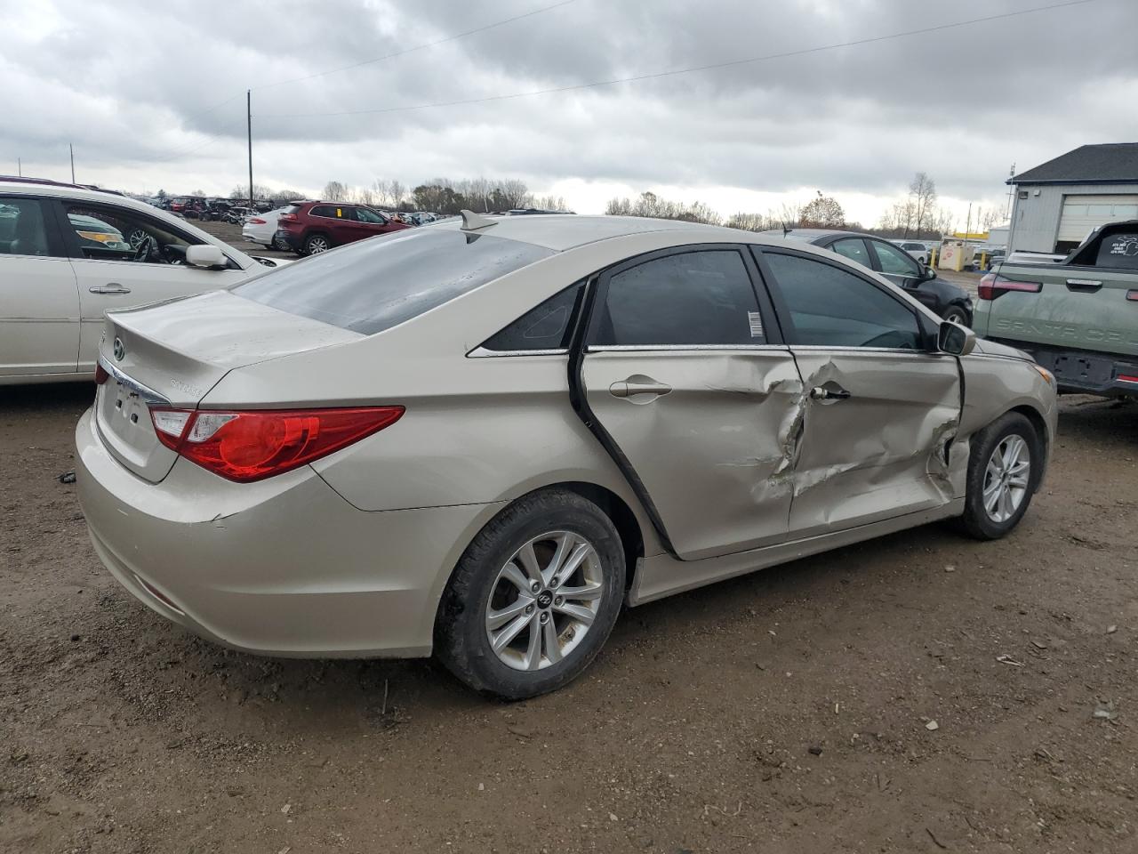 Lot #2959985296 2011 HYUNDAI SONATA GLS