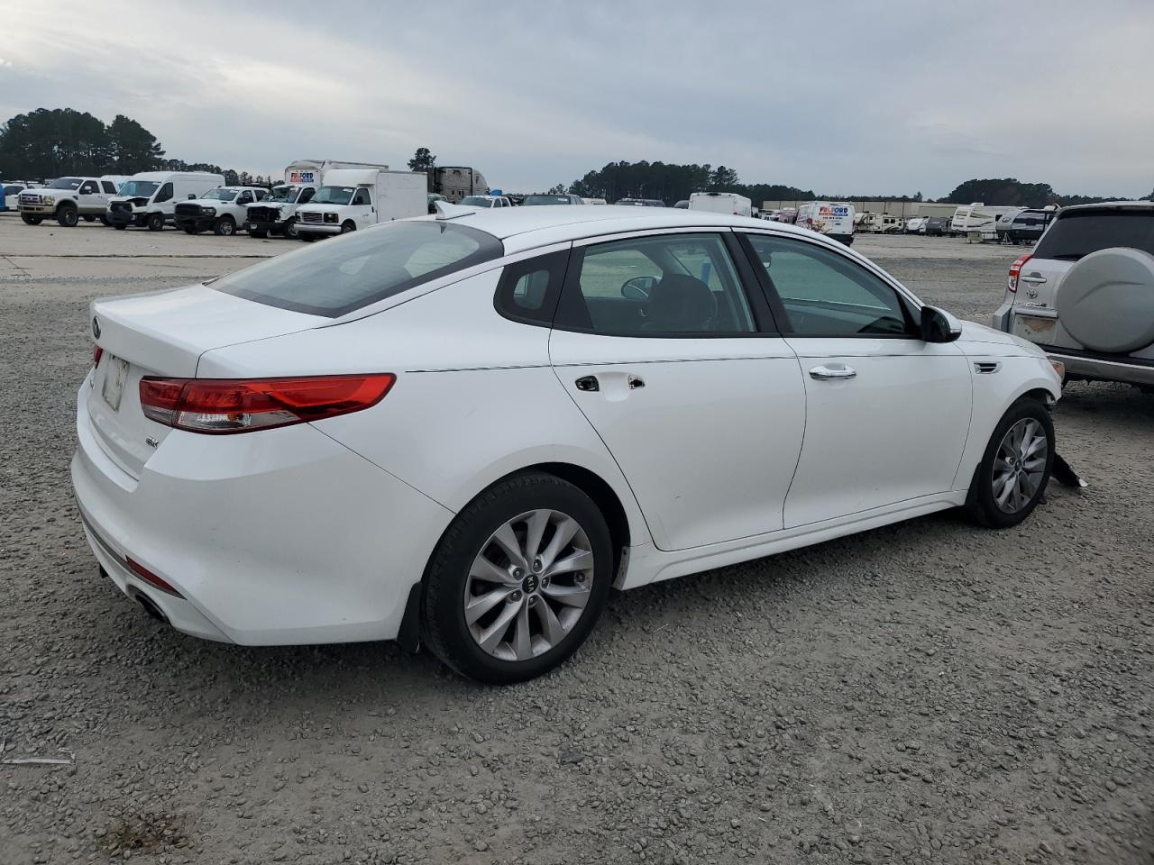 Lot #3024506379 2016 KIA OPTIMA EX