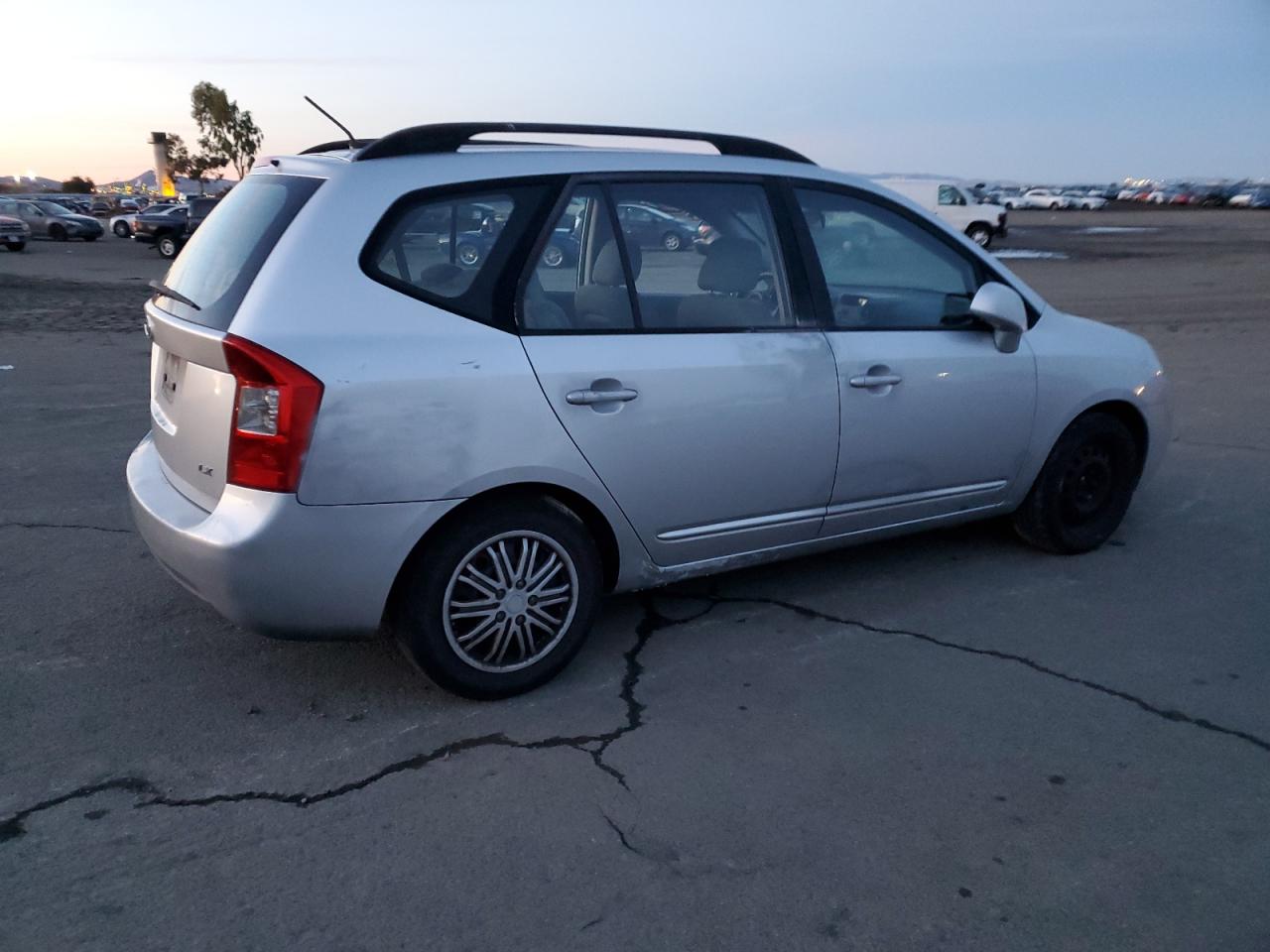 Lot #3008750179 2009 KIA RONDO BASE