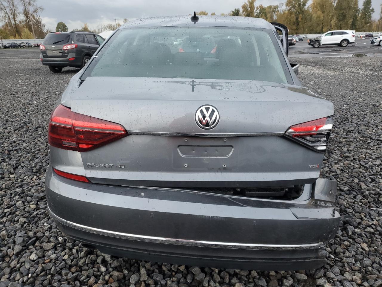 Lot #3020804672 2017 VOLKSWAGEN PASSAT SE