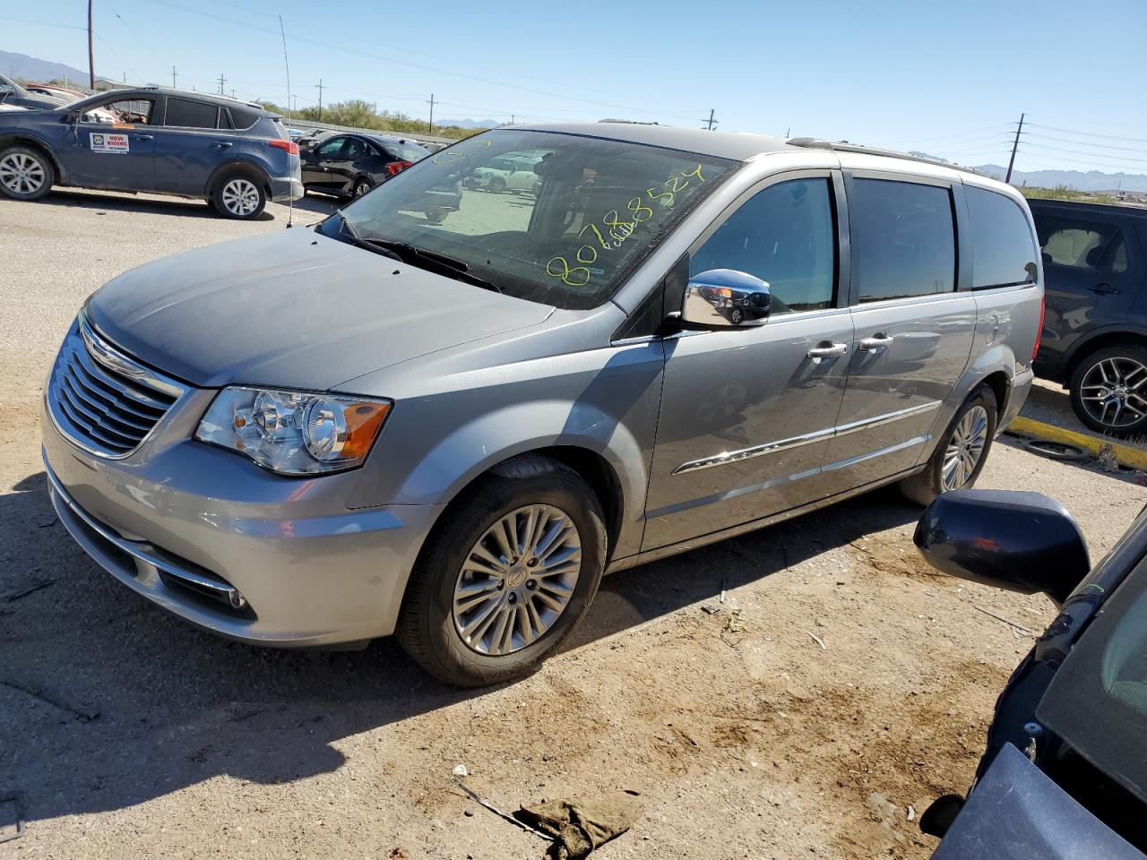 Lot #2993354852 2015 CHRYSLER TOWN & COU