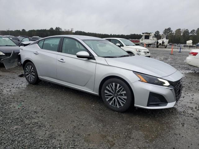 2023 NISSAN 210 1N4BL4DV5PN374782