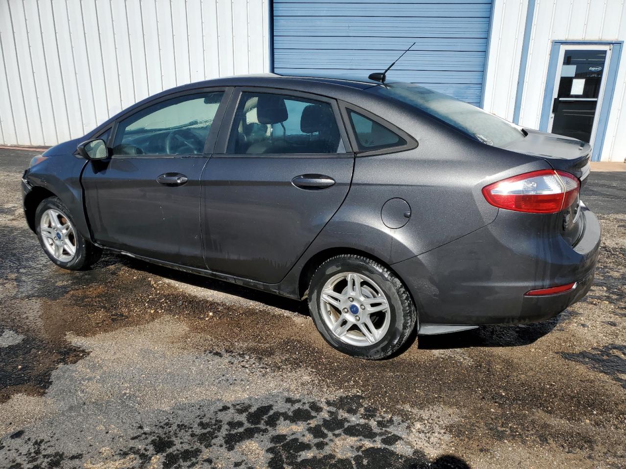 Lot #3029624096 2017 FORD FIESTA SE