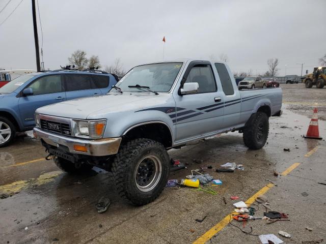 TOYOTA PICKUP 1/2