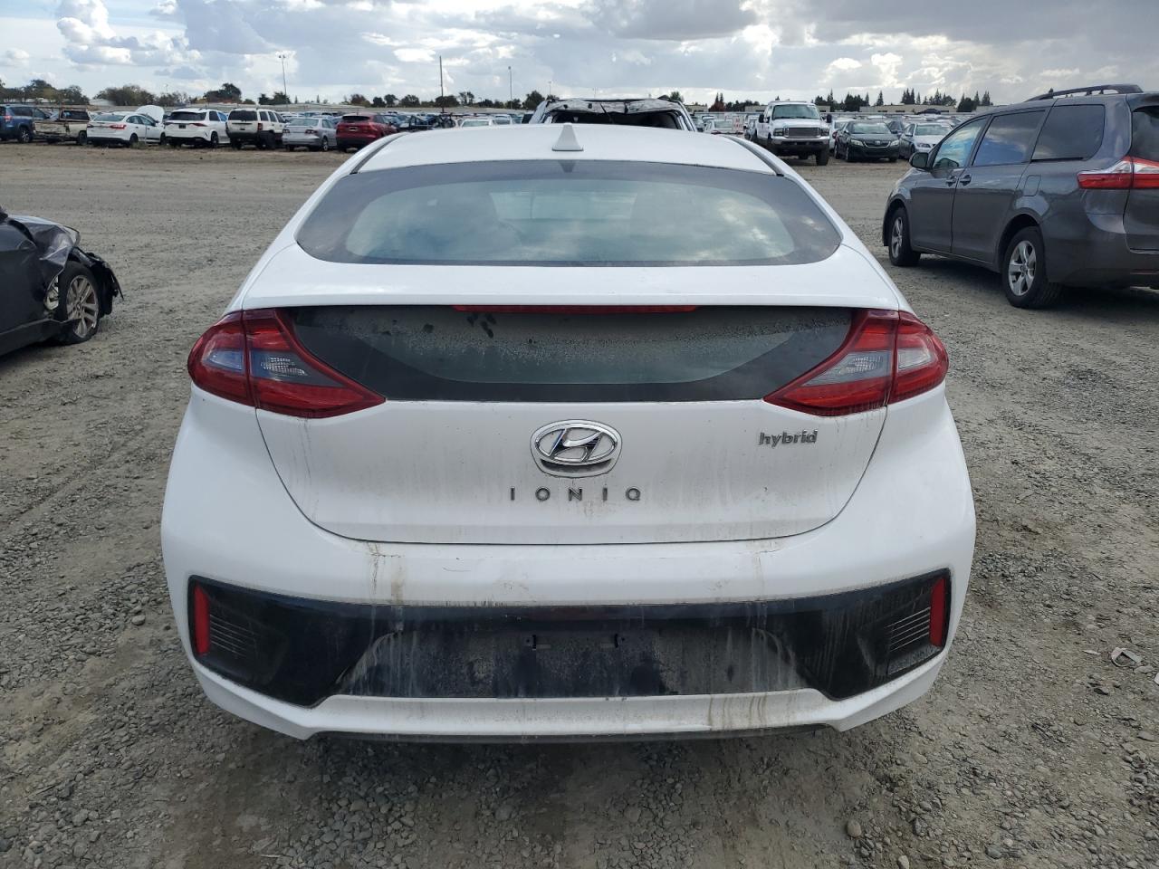 Lot #2977109183 2017 HYUNDAI IONIQ SEL