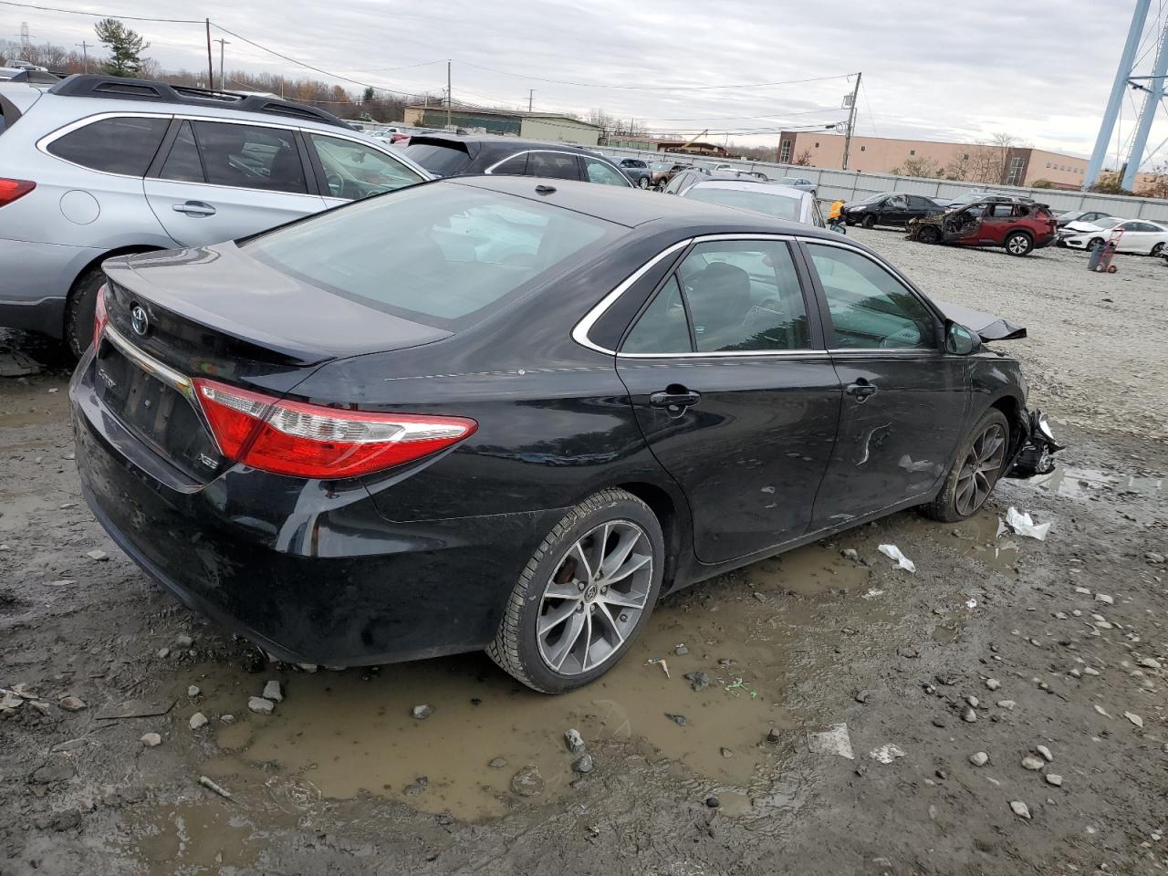 Lot #3020909691 2015 TOYOTA CAMRY LE