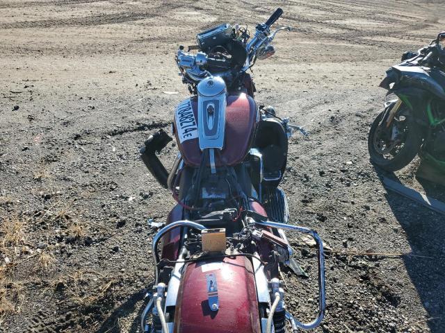 2011 HARLEY-DAVIDSON FLTRUSE - 1HD1TA816BB951064
