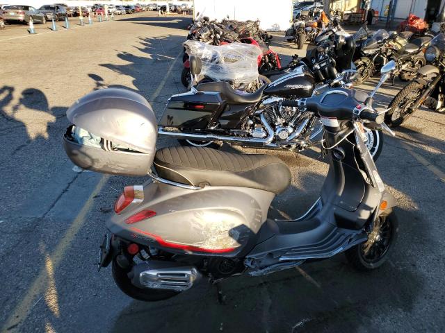 VESPA PRIMAVERA/ 2023 gray  gas ZAPM818G6P5803876 photo #1