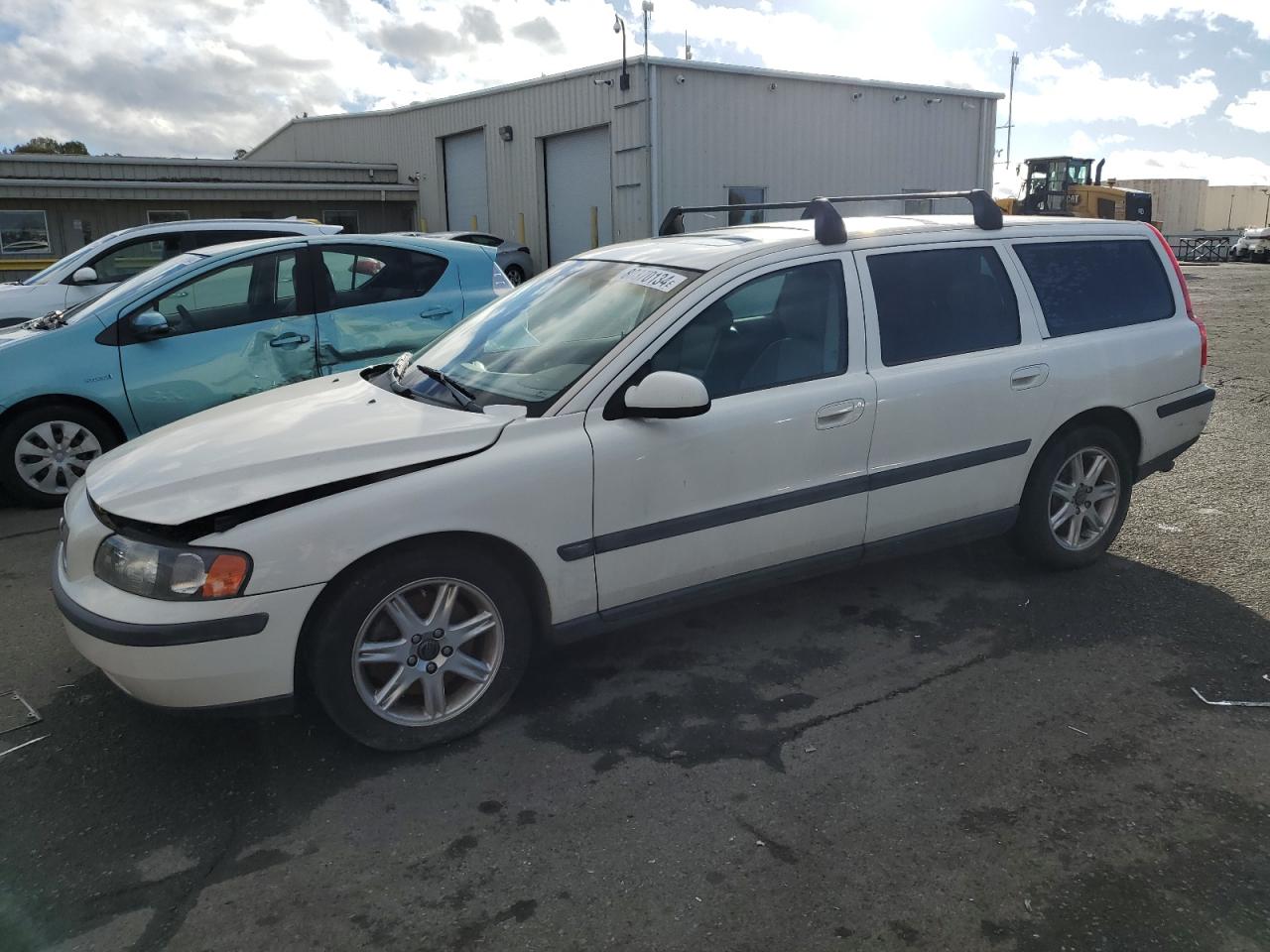 Lot #2972156132 2001 VOLVO V70 T5 TUR