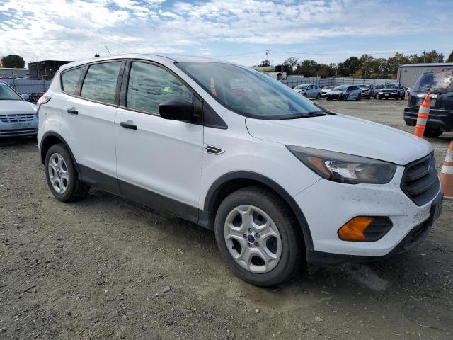 VIN 1FMCU0F73JUC09907 2018 Ford Escape, S no.4