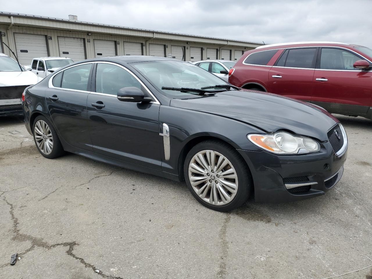 Lot #2979212985 2011 JAGUAR XF