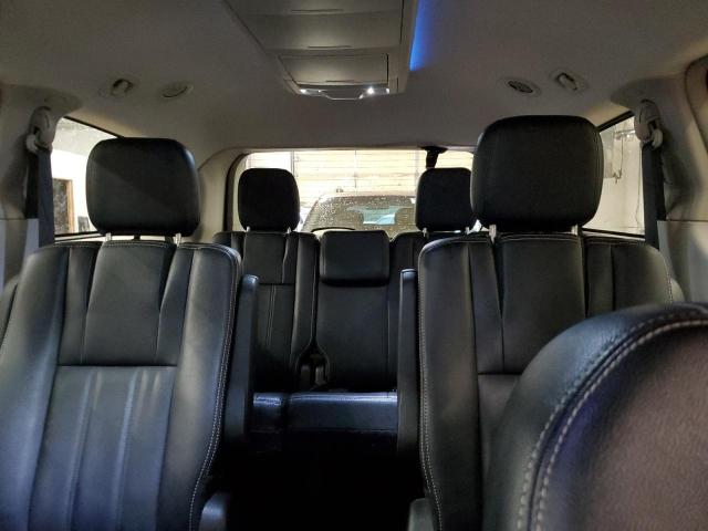 2016 CHRYSLER TOWN & COU - 2C4RC1BG4GR229201