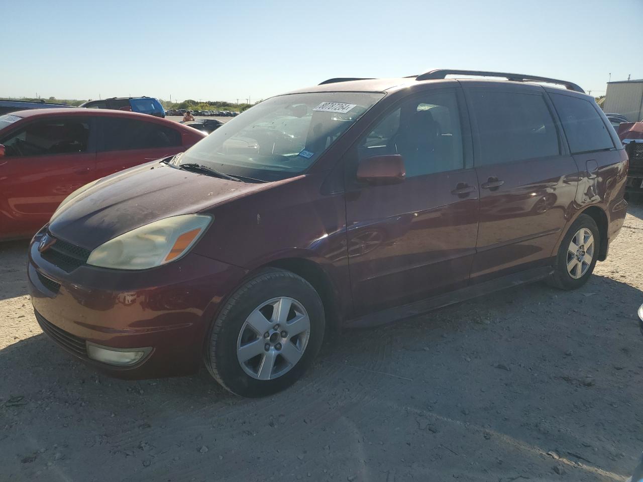 Lot #2976986649 2005 TOYOTA SIENNA XLE