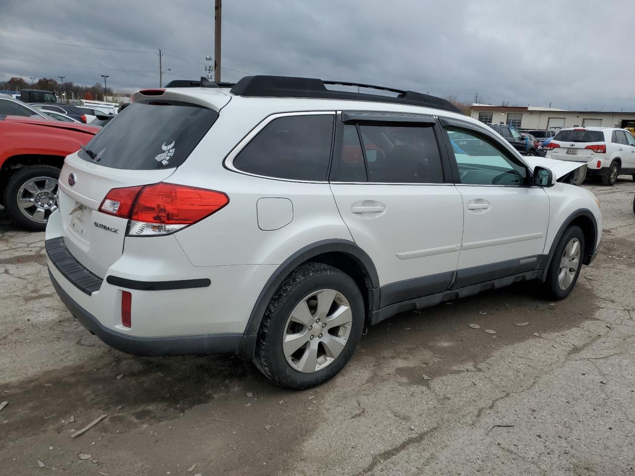 Lot #3008911546 2011 SUBARU OUTBACK 2.