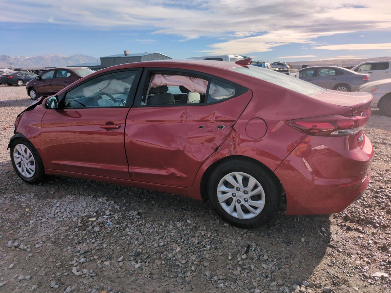 Lot #3021148311 2017 HYUNDAI ELANTRA SE