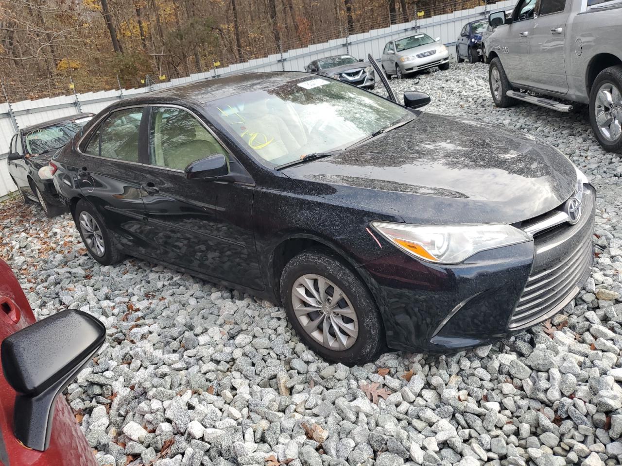 Lot #2961803956 2015 TOYOTA CAMRY LE