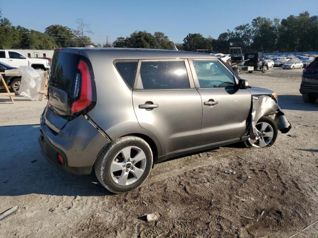 VIN KNDJN2A2XJ7507479 2018 KIA SOUL no.3