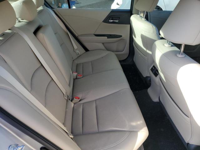 2017 HONDA ACCORD TOU - JHMCR6F71HC029445