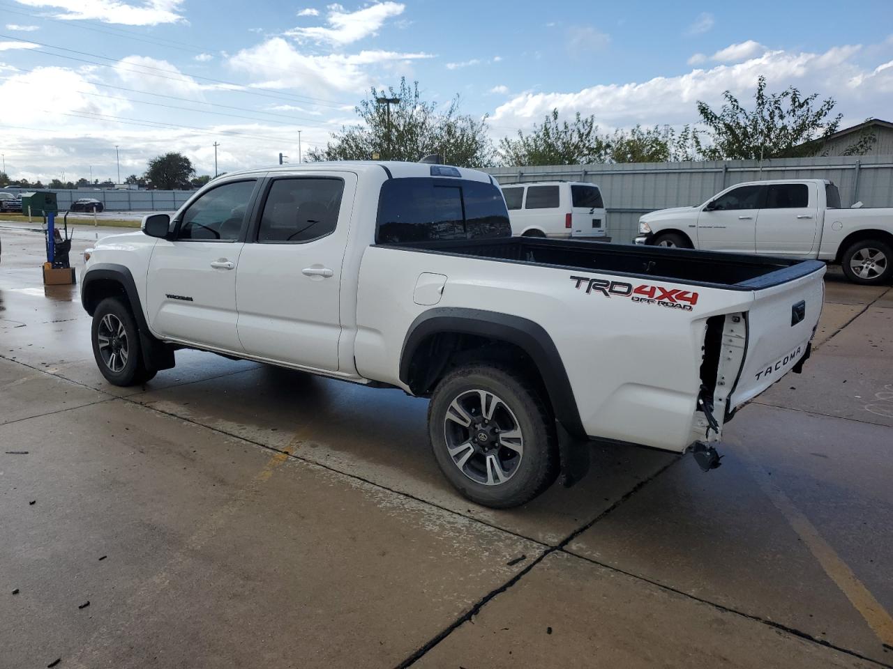 Lot #2954639409 2020 TOYOTA TACOMA DOU