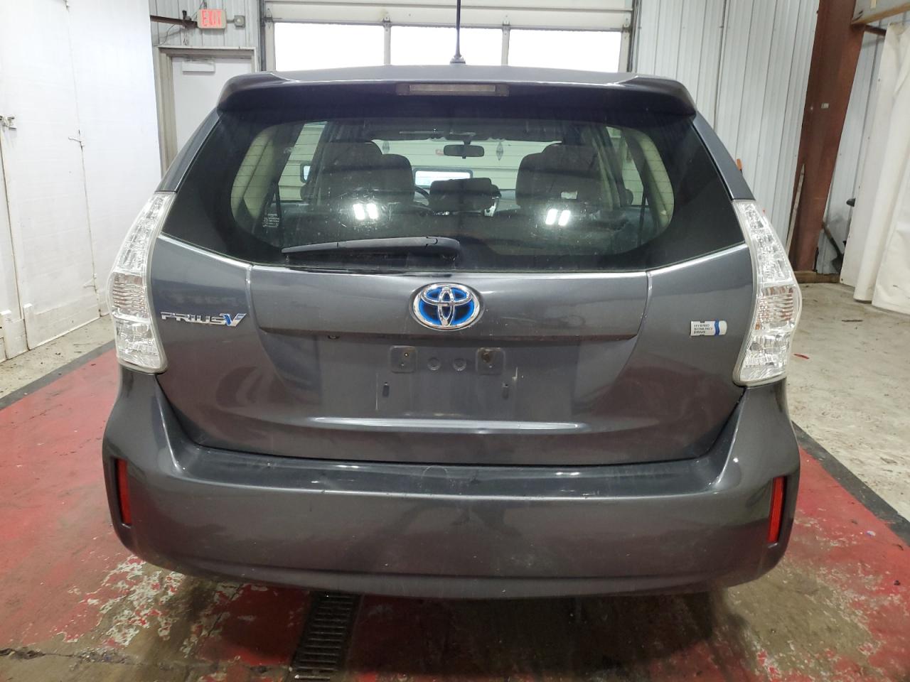 Lot #2979260203 2012 TOYOTA PRIUS V