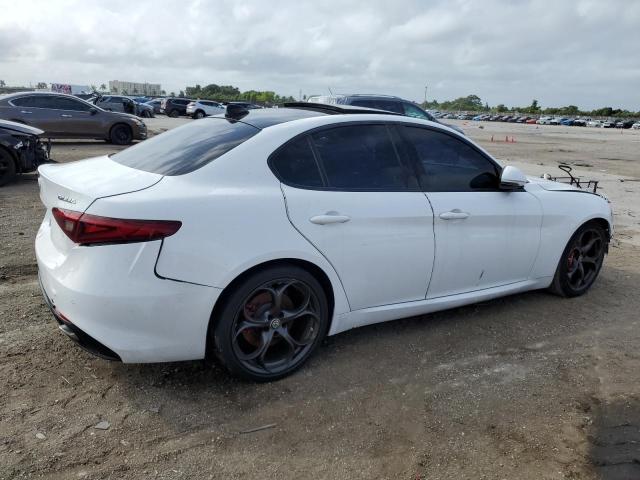 ALFA ROMEO GIULIA TI 2018 white  gas ZARFAECN8J7567812 photo #4