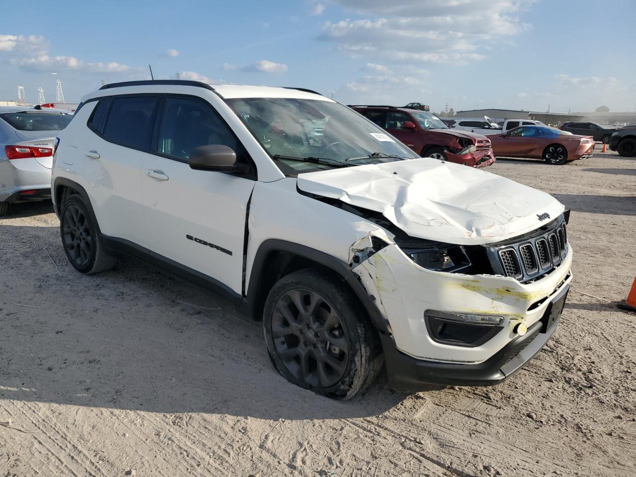 Lot #3009079348 2021 JEEP COMPASS 80