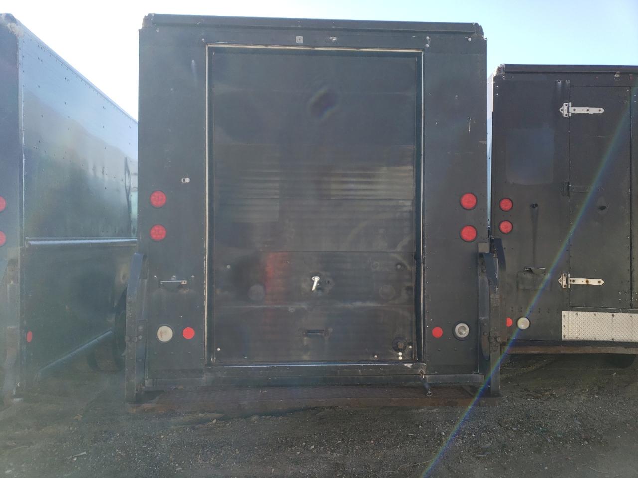 Lot #3024182868 2009 FREIGHTLINER CHASSIS M