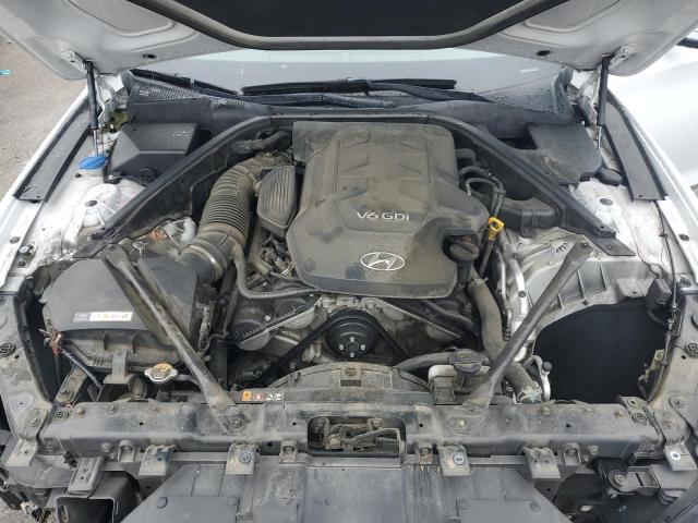 2015 HYUNDAI GENESIS 3. - KMHGN4JE2FU090217