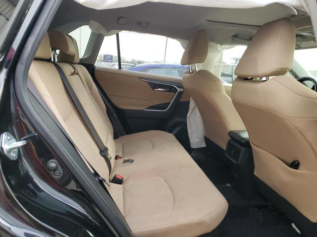 2019 TOYOTA RAV4 XLE - JTMRWRFV2KJ006411