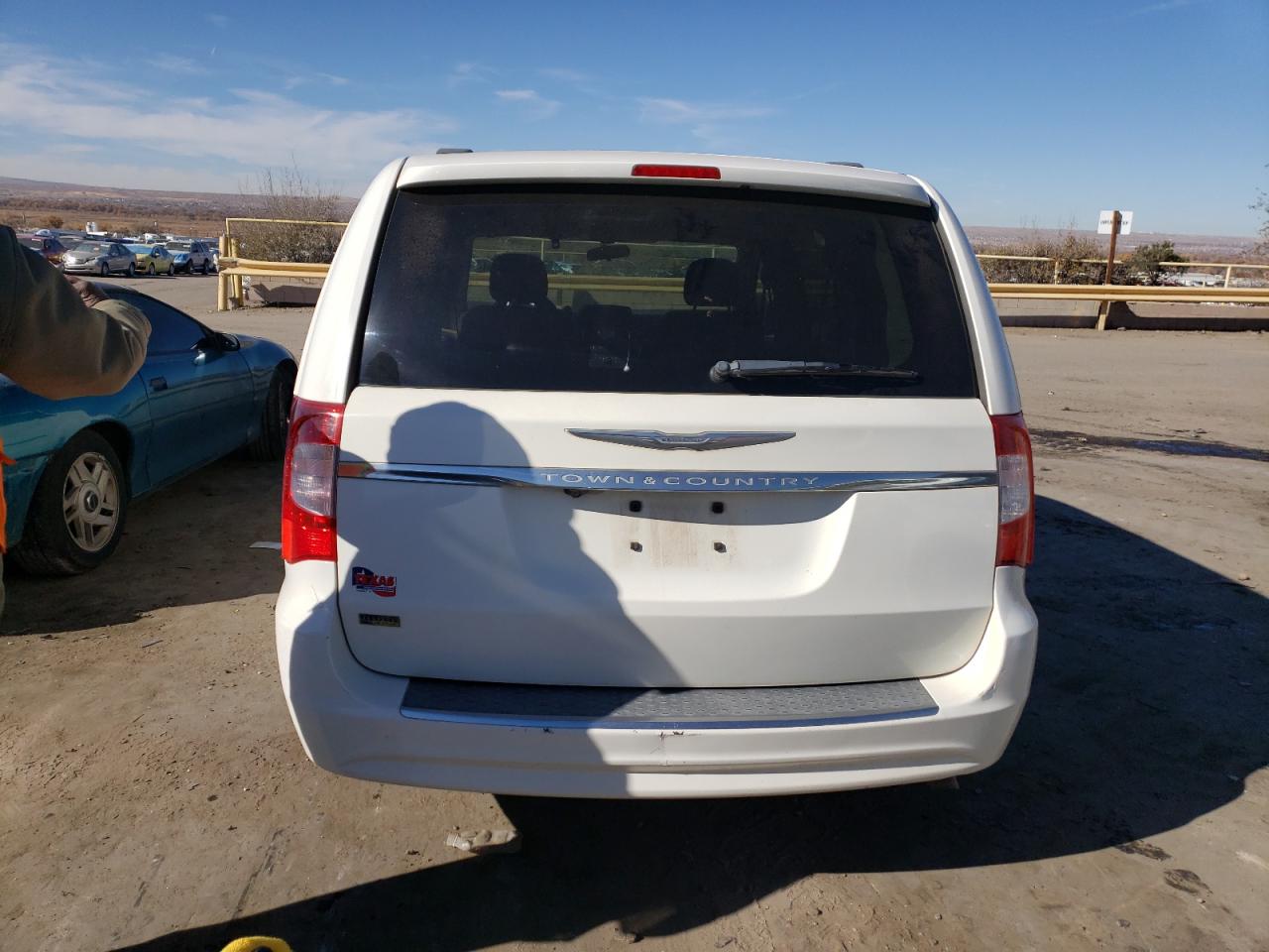 Lot #2994143355 2011 CHRYSLER TOWN & COU