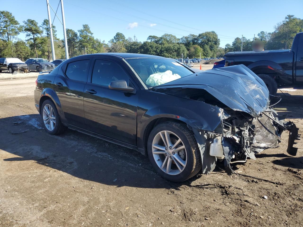 Lot #3029597103 2014 DODGE AVENGER SE