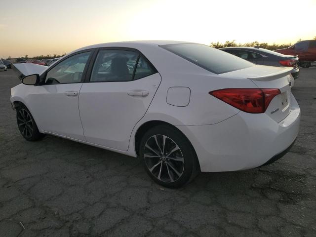 VIN 2T1BURHE2JC043876 2018 TOYOTA COROLLA no.2