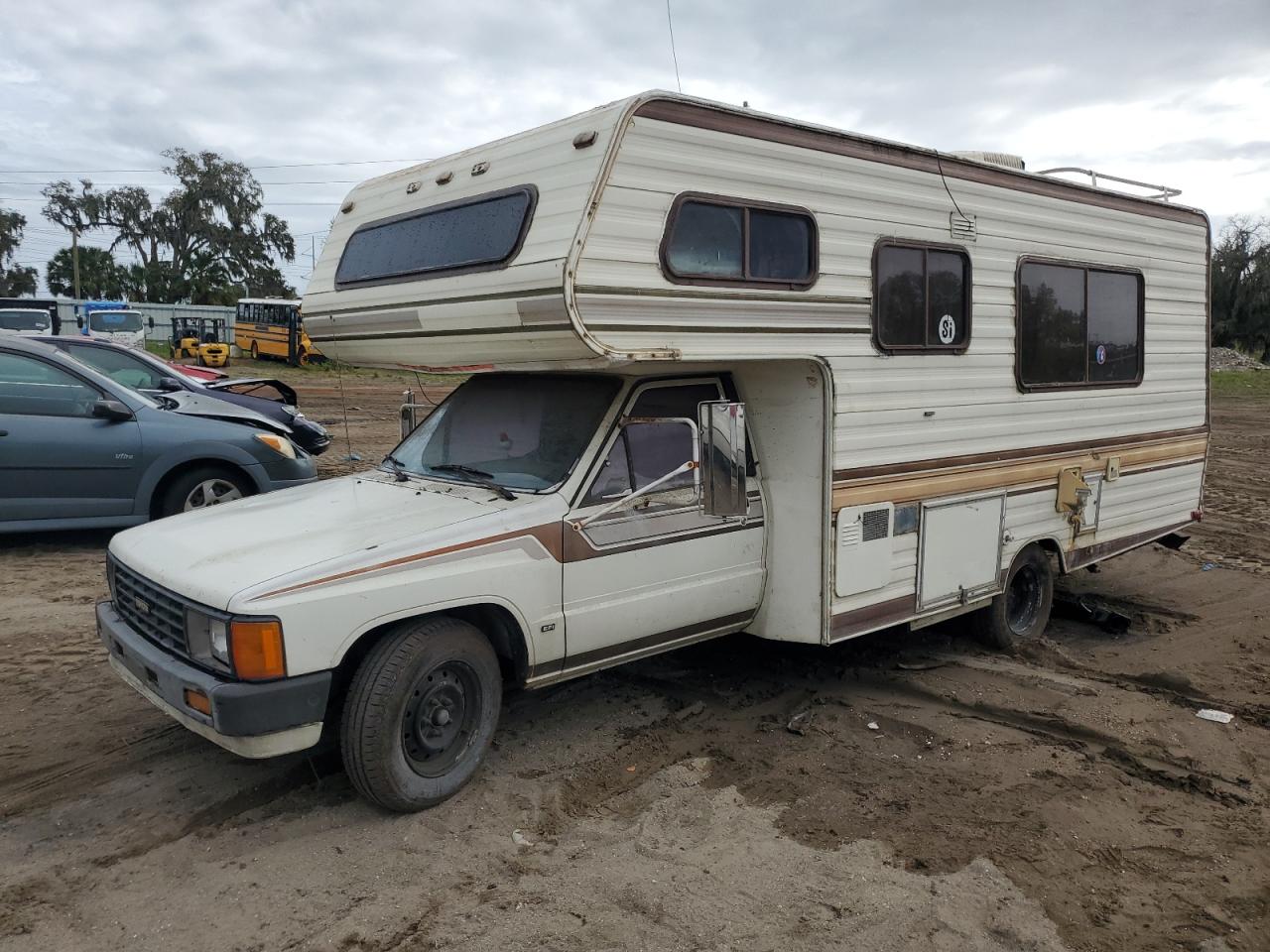 Lot #2959880300 1985 TOYOTA PICKUP COM