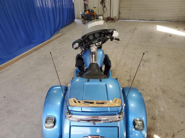 2011 HARLEY-DAVIDSON FLHTCUTG 1HD1MAM13BB853158