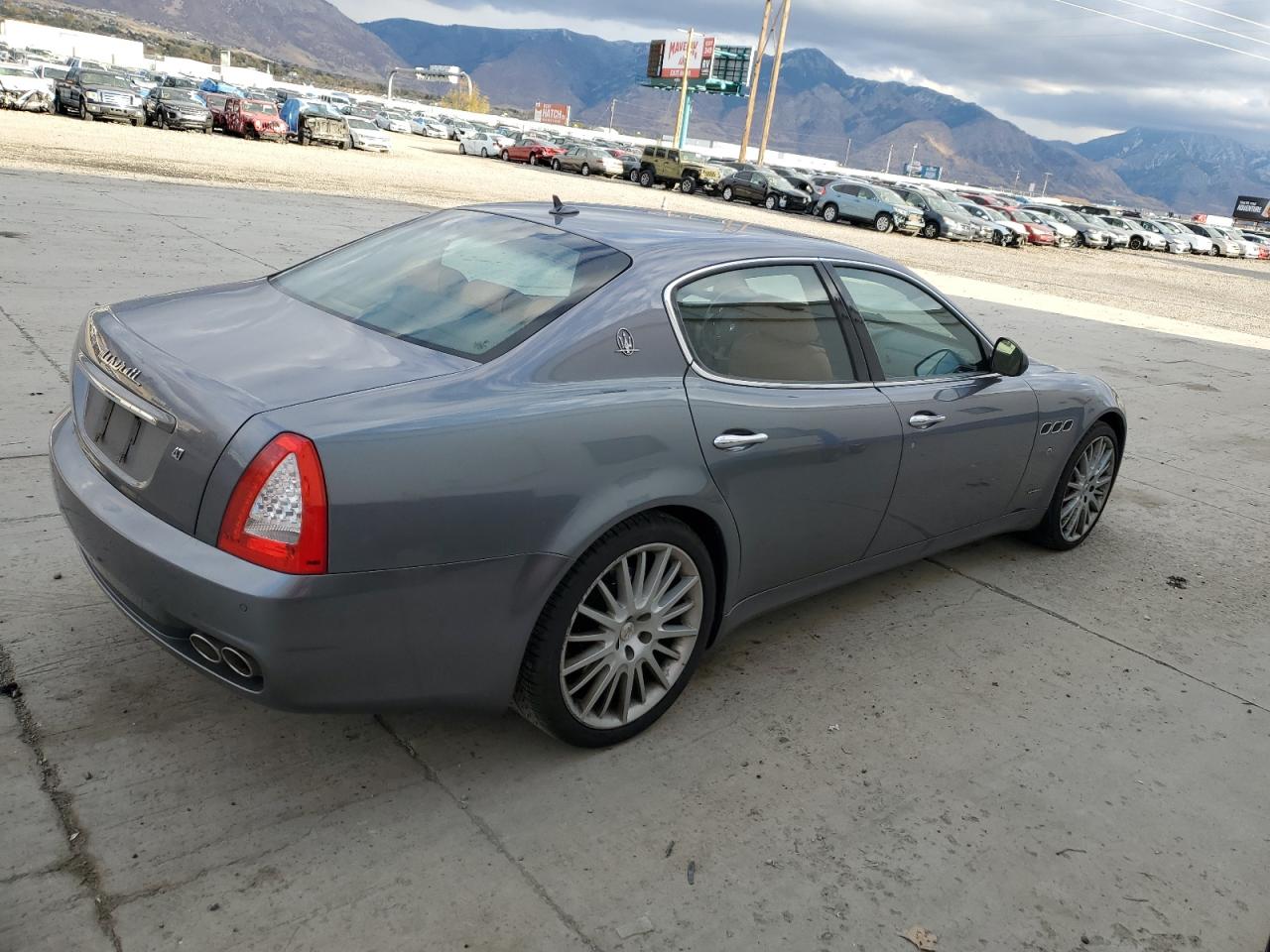 Lot #2979658618 2011 MASERATI QUATTROPOR