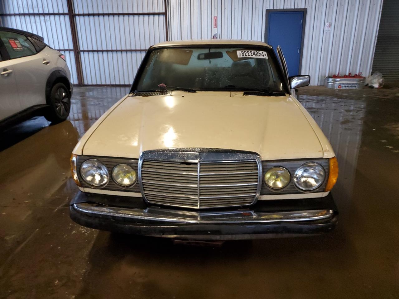 Lot #3004670358 1983 MERCEDES-BENZ 300 DT