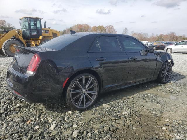 VIN 2C3CCABG8JH228754 2018 CHRYSLER 300 no.3