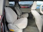 TOYOTA SIENNA LE photo