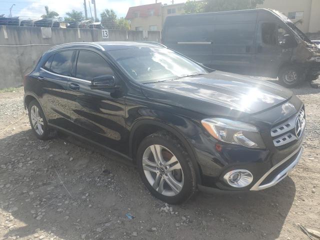 VIN WDCTG4GB2JJ439133 2018 MERCEDES-BENZ GLA-CLASS no.4