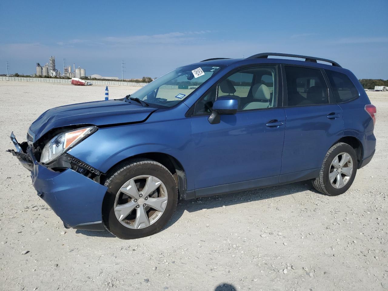  Salvage Subaru Forester