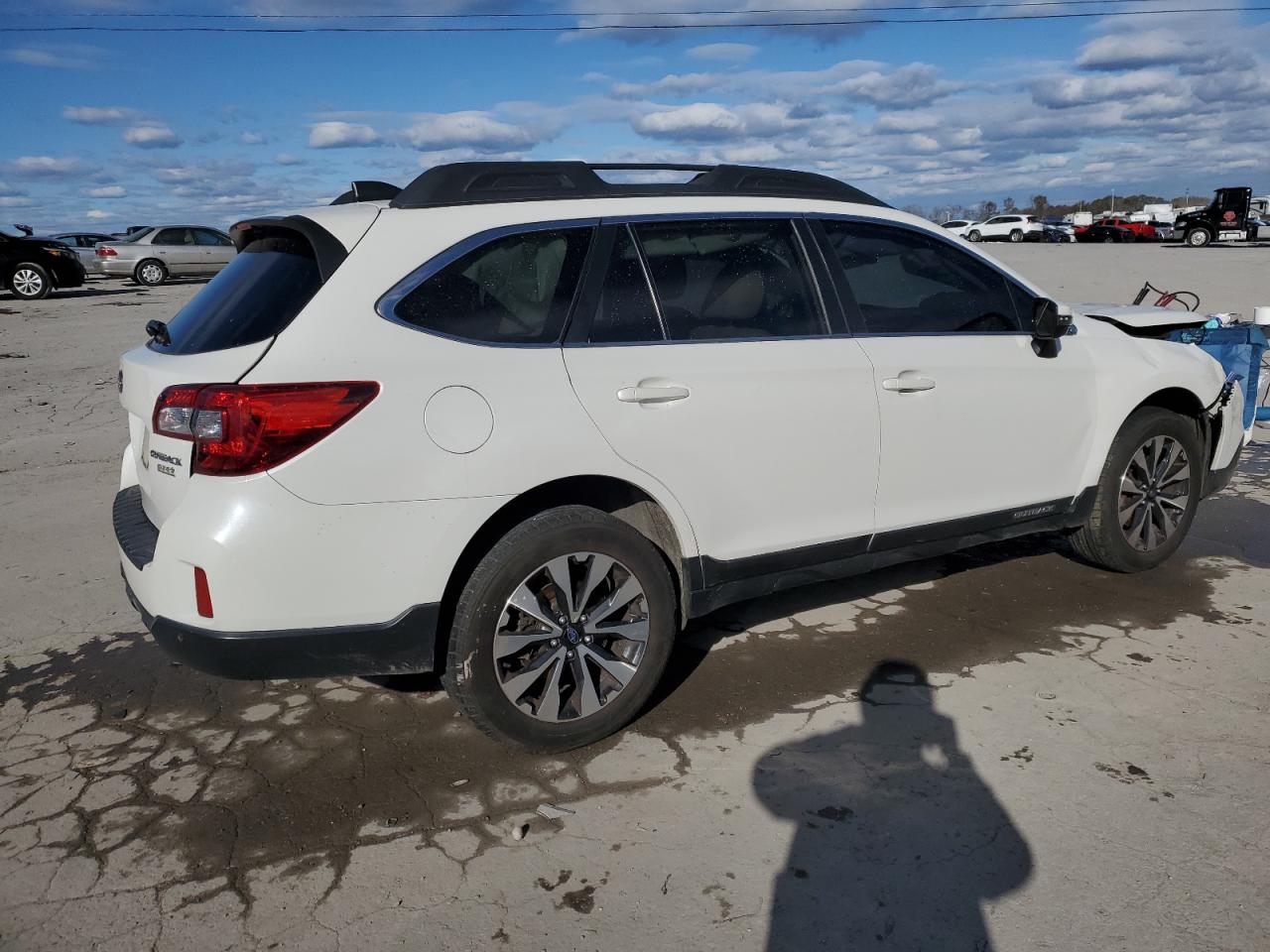 Lot #3025984960 2017 SUBARU OUTBACK 2.