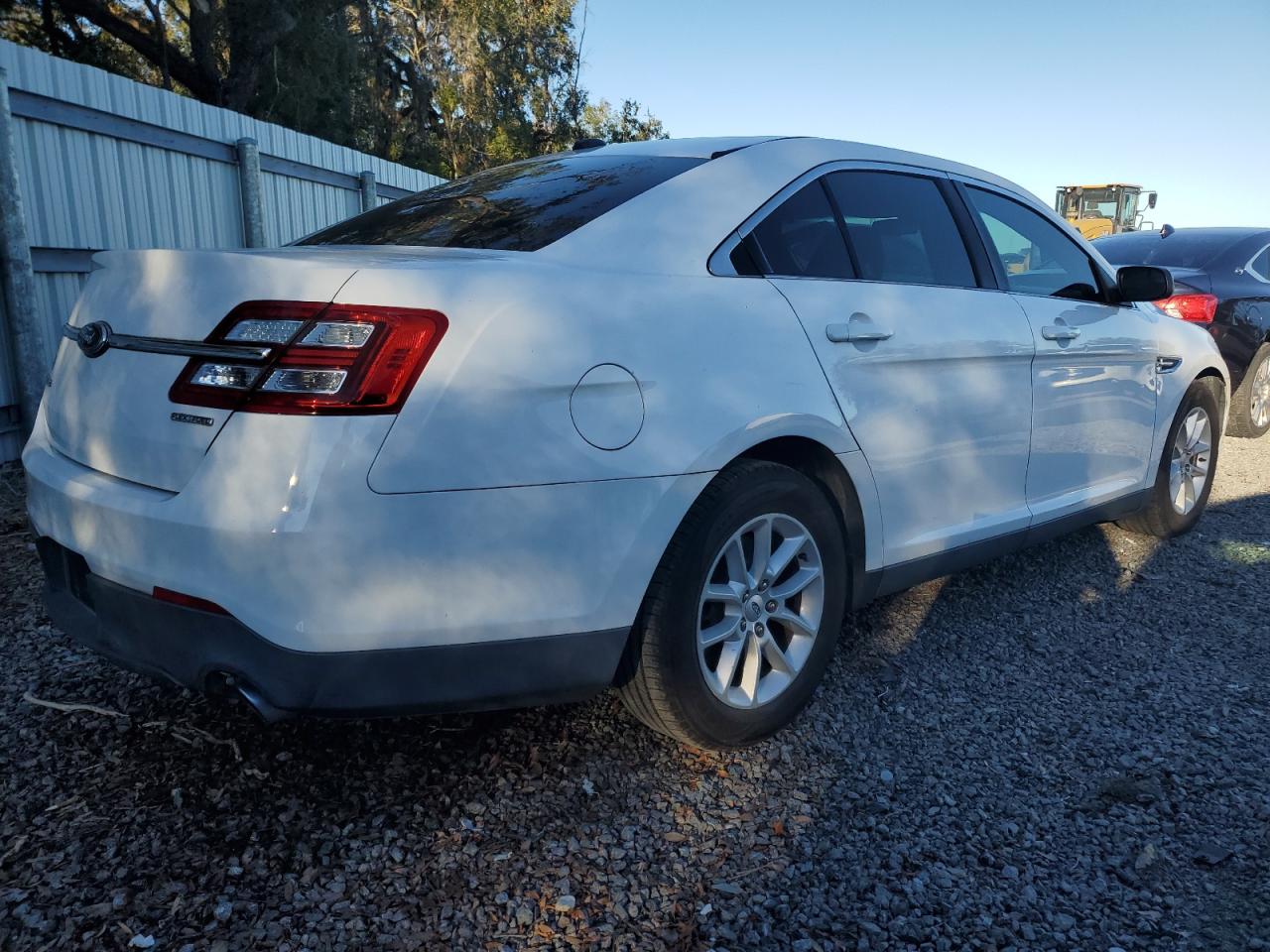 Lot #2995757506 2013 FORD TAURUS SE