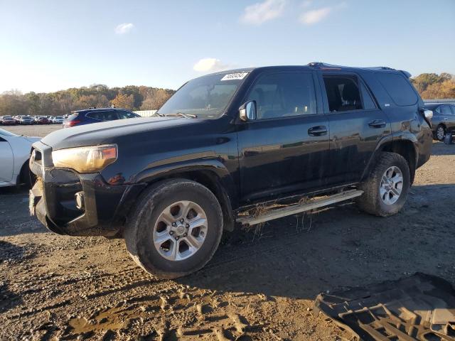 2019 TOYOTA 4RUNNER SR - JTEBU5JRXK5679493