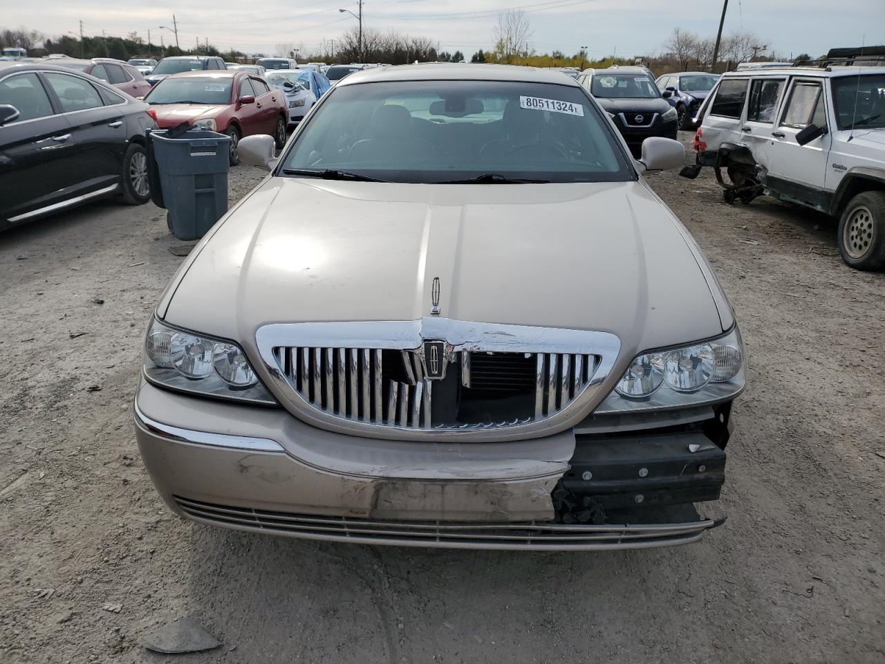 Lot #3025964951 2003 LINCOLN TOWN CAR S