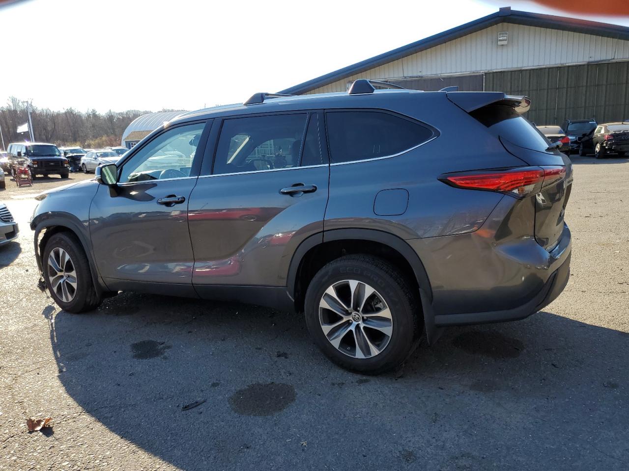 Lot #2998391503 2021 TOYOTA HIGHLANDER