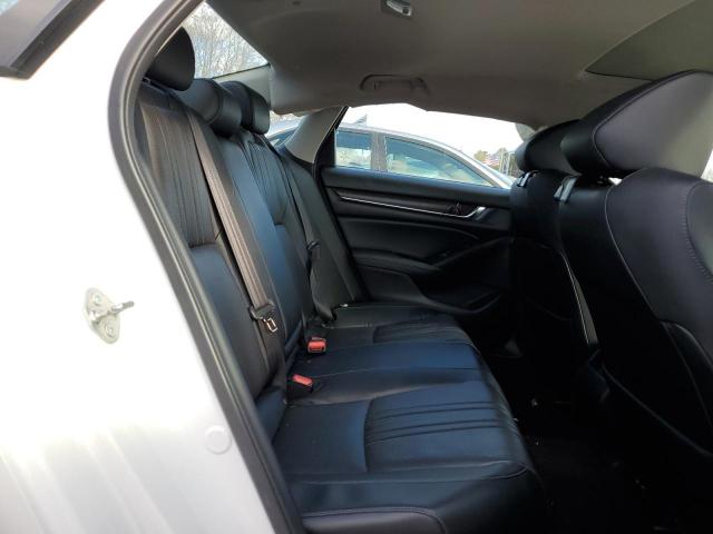2018 HONDA ACCORD TOU - 1HGCV1F92JA067450