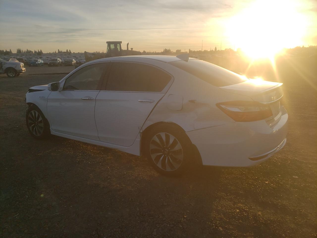 Lot #3030385482 2017 HONDA ACCORD TOU