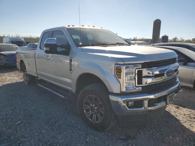 VIN 1FT7X2B68JEB17532 2018 FORD F250 no.4