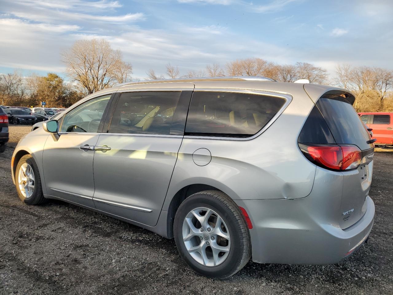 Lot #2976971644 2017 CHRYSLER PACIFICA T