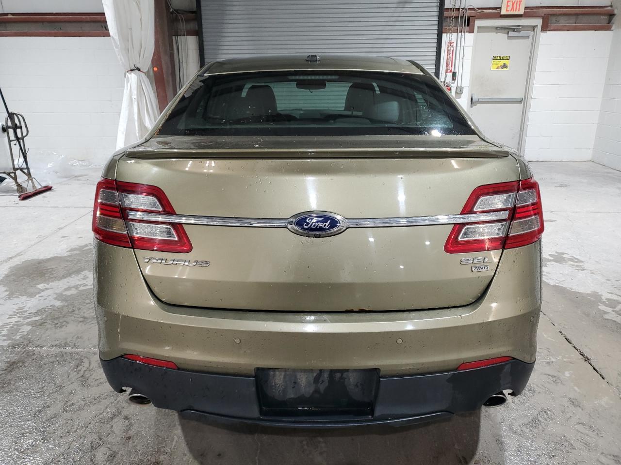 Lot #3009109411 2013 FORD TAURUS SEL